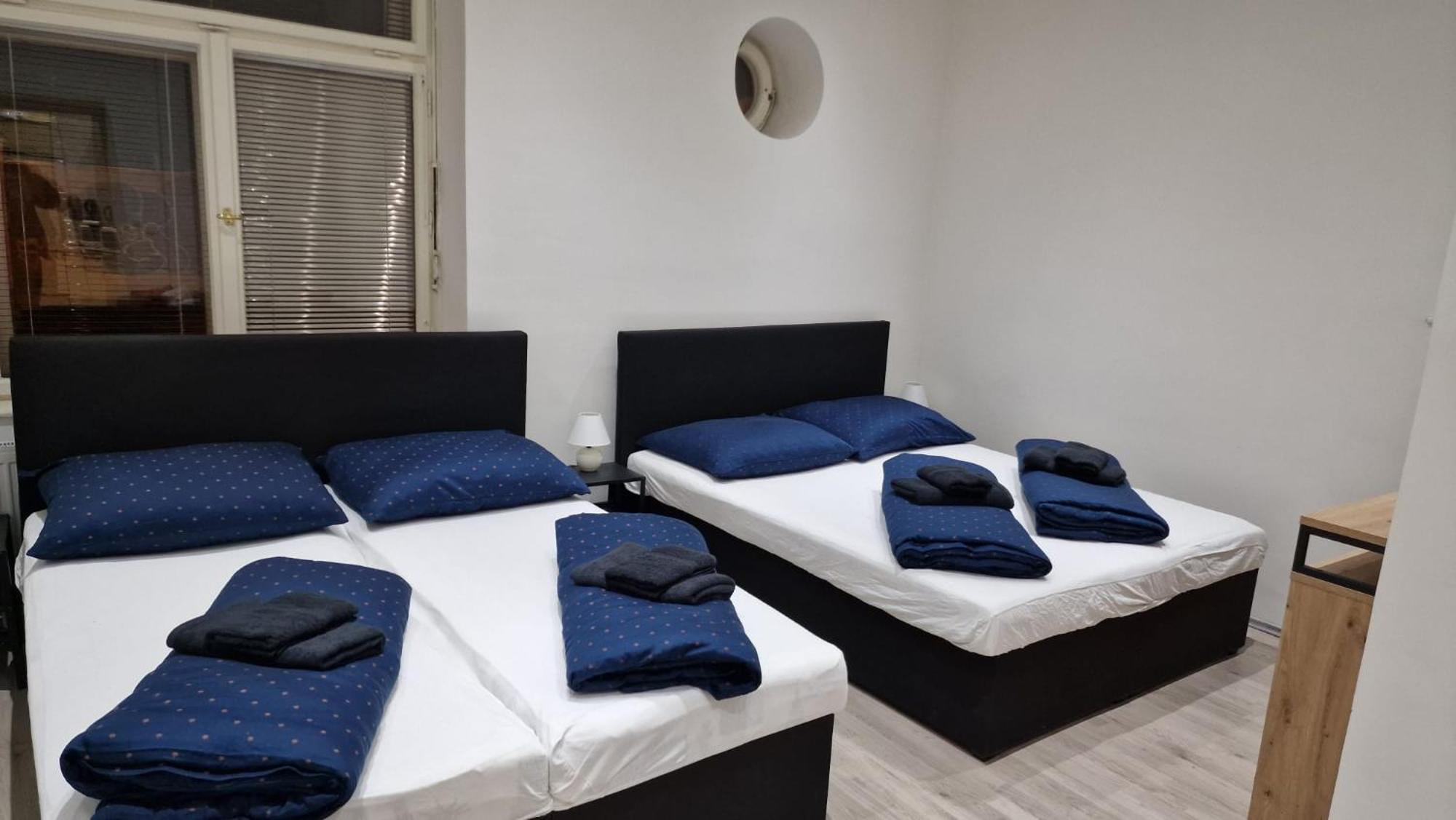 Apartment Flora - Late Check-Out At Noon 12 O Clock For Free Братислава Екстер'єр фото
