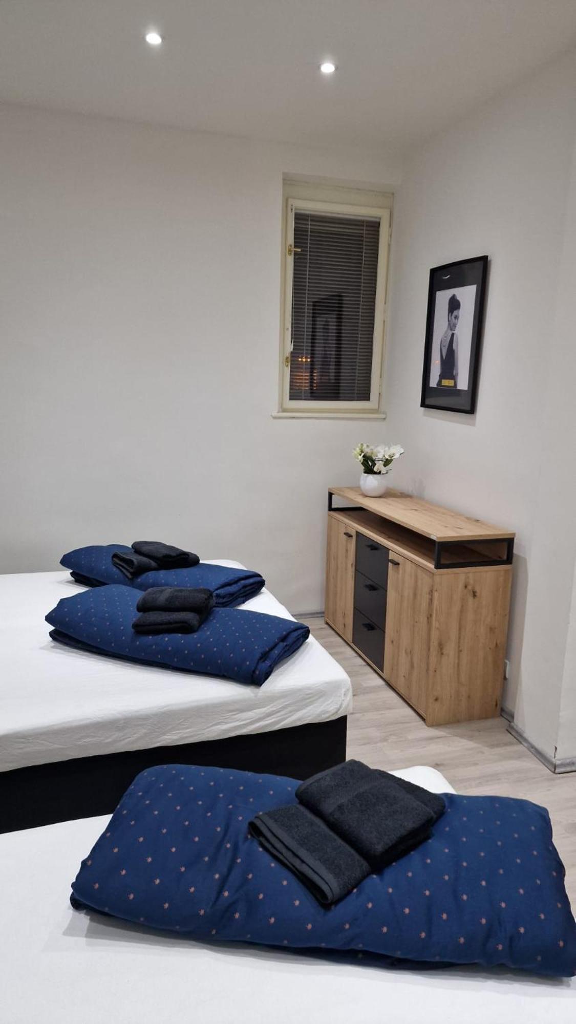 Apartment Flora - Late Check-Out At Noon 12 O Clock For Free Братислава Екстер'єр фото