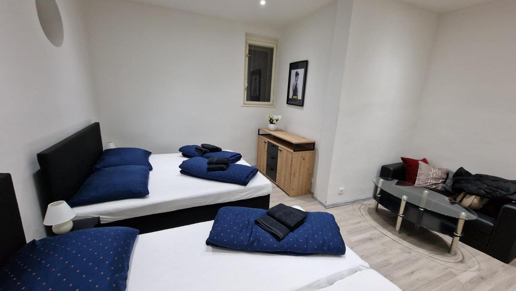 Apartment Flora - Late Check-Out At Noon 12 O Clock For Free Братислава Екстер'єр фото